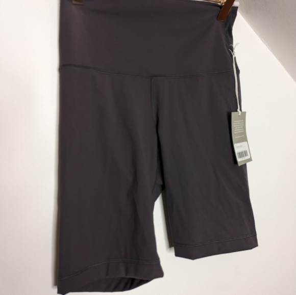 EVERLANE Women's The Perform High Rise Bike Short Ink Gray NEW Size S - Picture 2 of 6